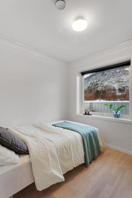 Stor Og Moderne Leilighet I Indre Arna Bergen Gratis Parkering!! Exterior photo